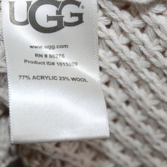 UGG Cable Knit Button Maribeth Cape Poncho Sweater Cream Size XS / S H12016 - Picture 11 of 12